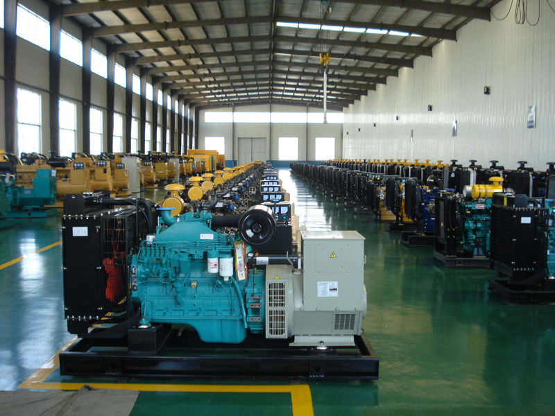 绥德租赁发电机-柴油发电机组冒蓝烟、冒黑烟、冒白烟故障分析