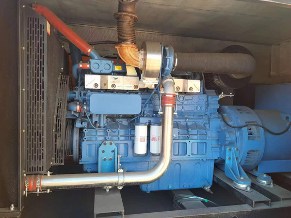 绥德燃油消耗率与进气温度的具体关系是什么？