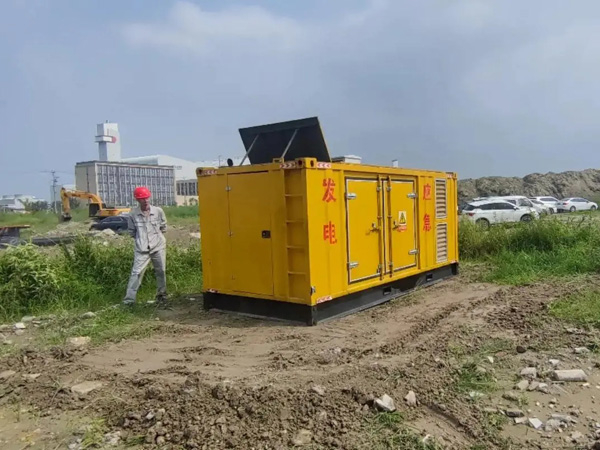 绥德冬季低温环境下，发电机组启动电瓶的容量需求是否会增加？