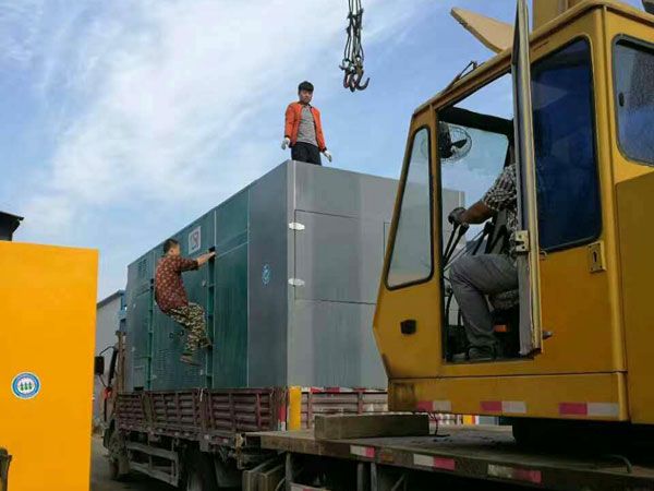 绥德更换水冷式机油散热器密封件的操作流程是怎样的？